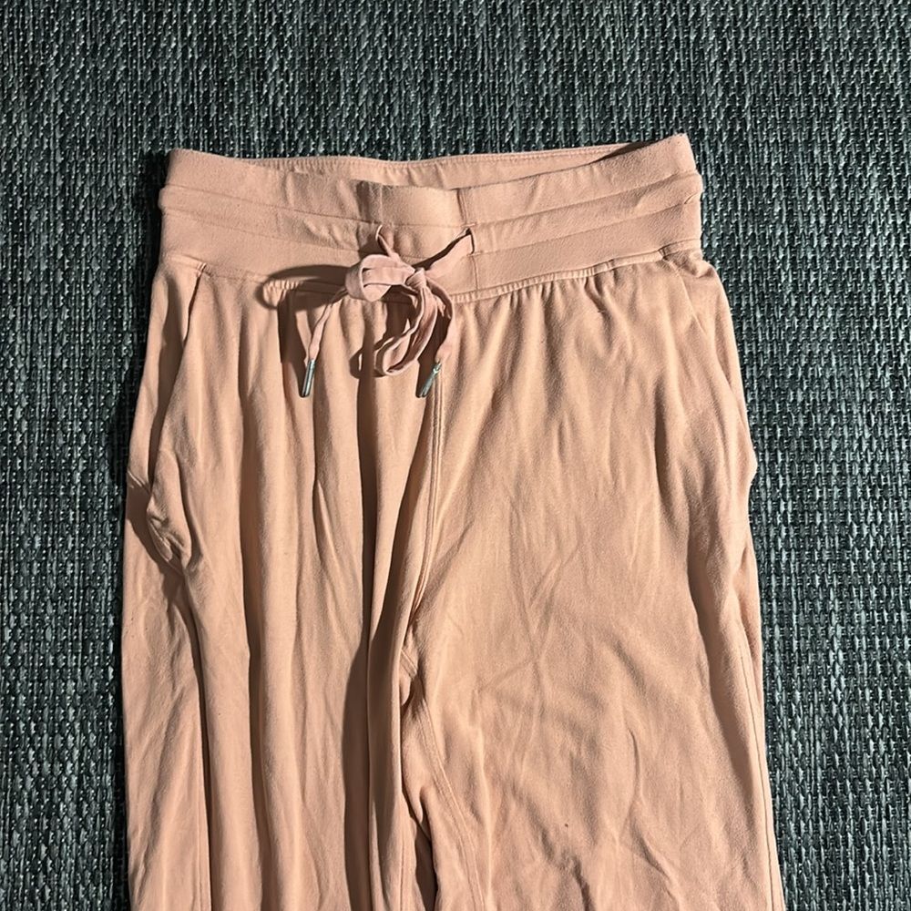 Lululemon Ready to Rulu High Rise Jogger Size 4 - Picture 3 of 9